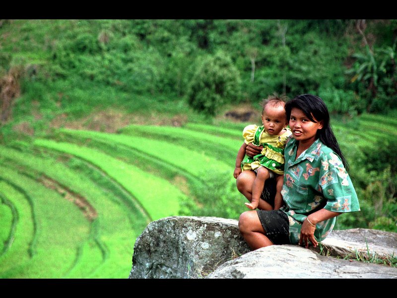 girl and child, near Rantepao